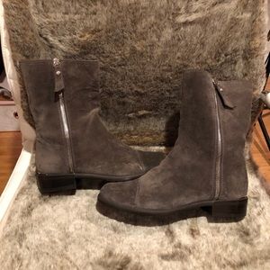 Stuart Weitzman Tan/Brown Suede Zip Boots